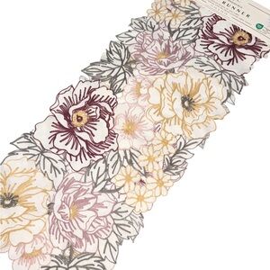 The little cottage table runner embroidered cutwork